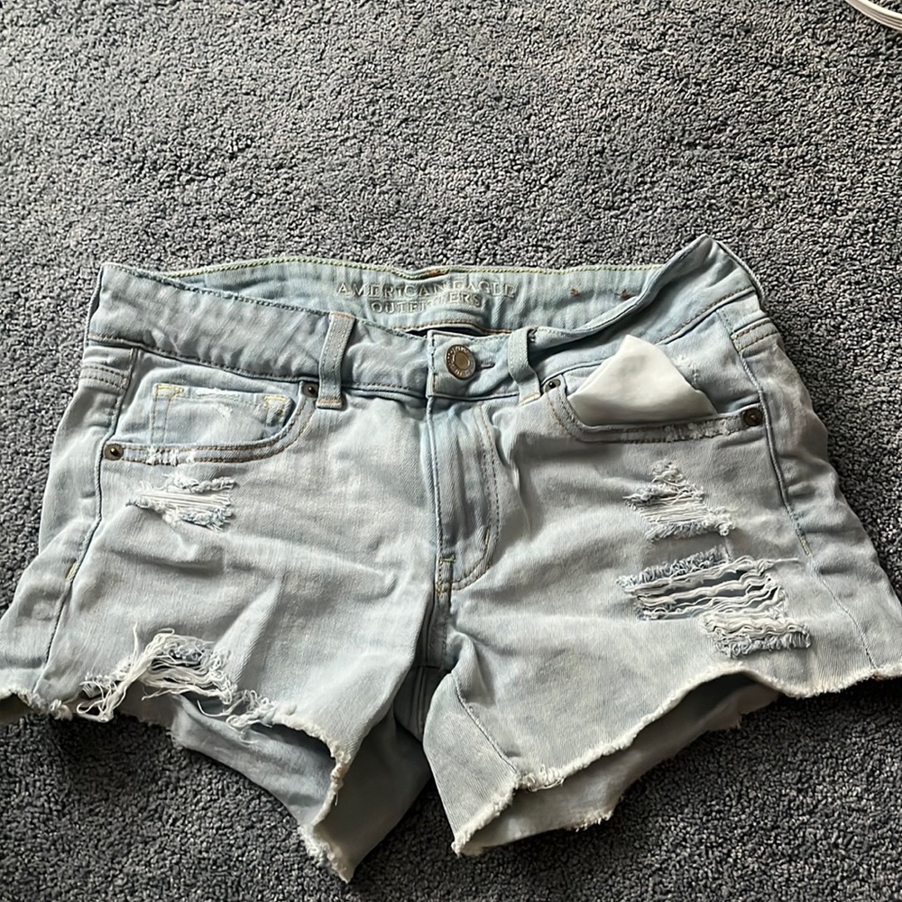 im selling these shorts from american eagle.